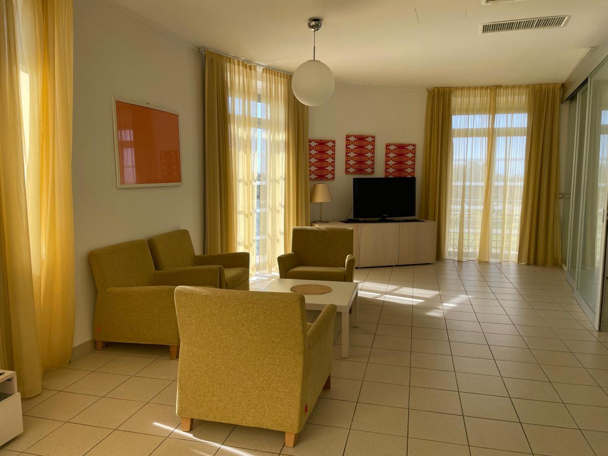 Solidago Aparthotel Tirrenia